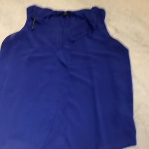 Sleeveless blue top